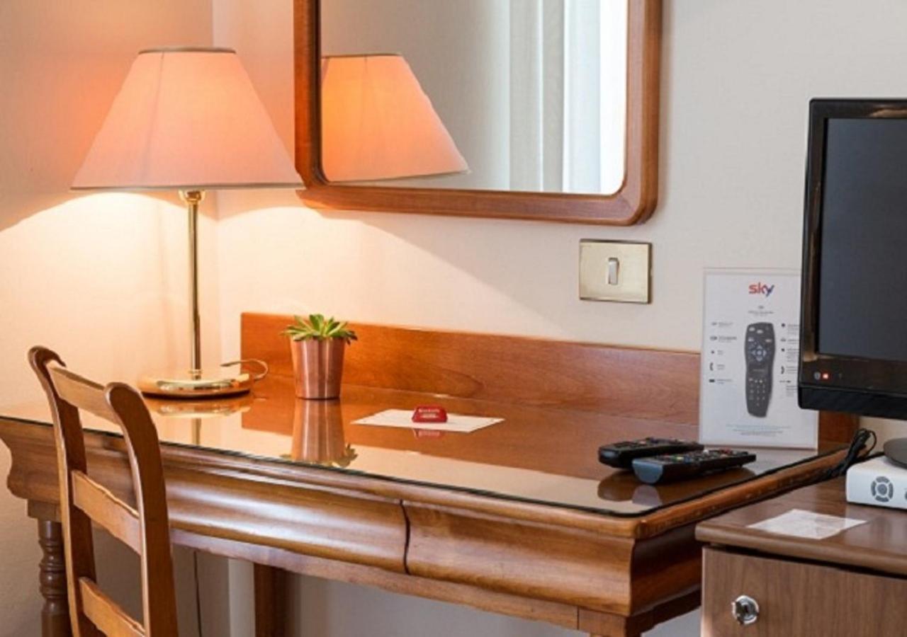 Hotel San Bernardo Ρώμη Εξωτερικό φωτογραφία